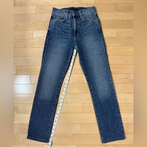 Joe’s Jeans High Rise Cigarette Ankle
The Luna